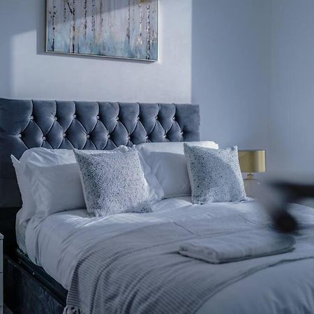 Stunning 2-Bed Premium Apartment - Free Wi-Fi Preston  Exterior photo