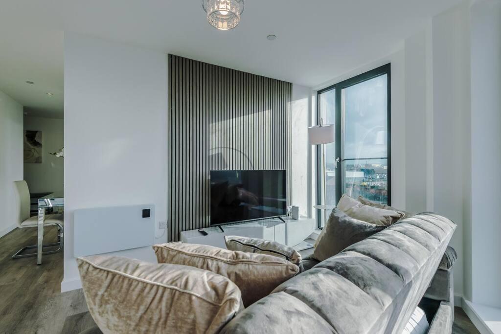 Stunning 2-Bed Premium Apartment - Free Wi-Fi Preston  Exterior photo